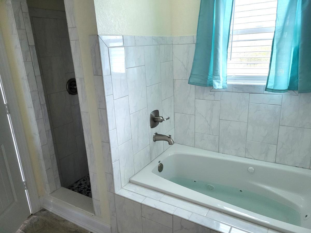 8018 Beach Rd, Semi-Oceanfront, Pool/Hot Tub Nags Head Exterior foto