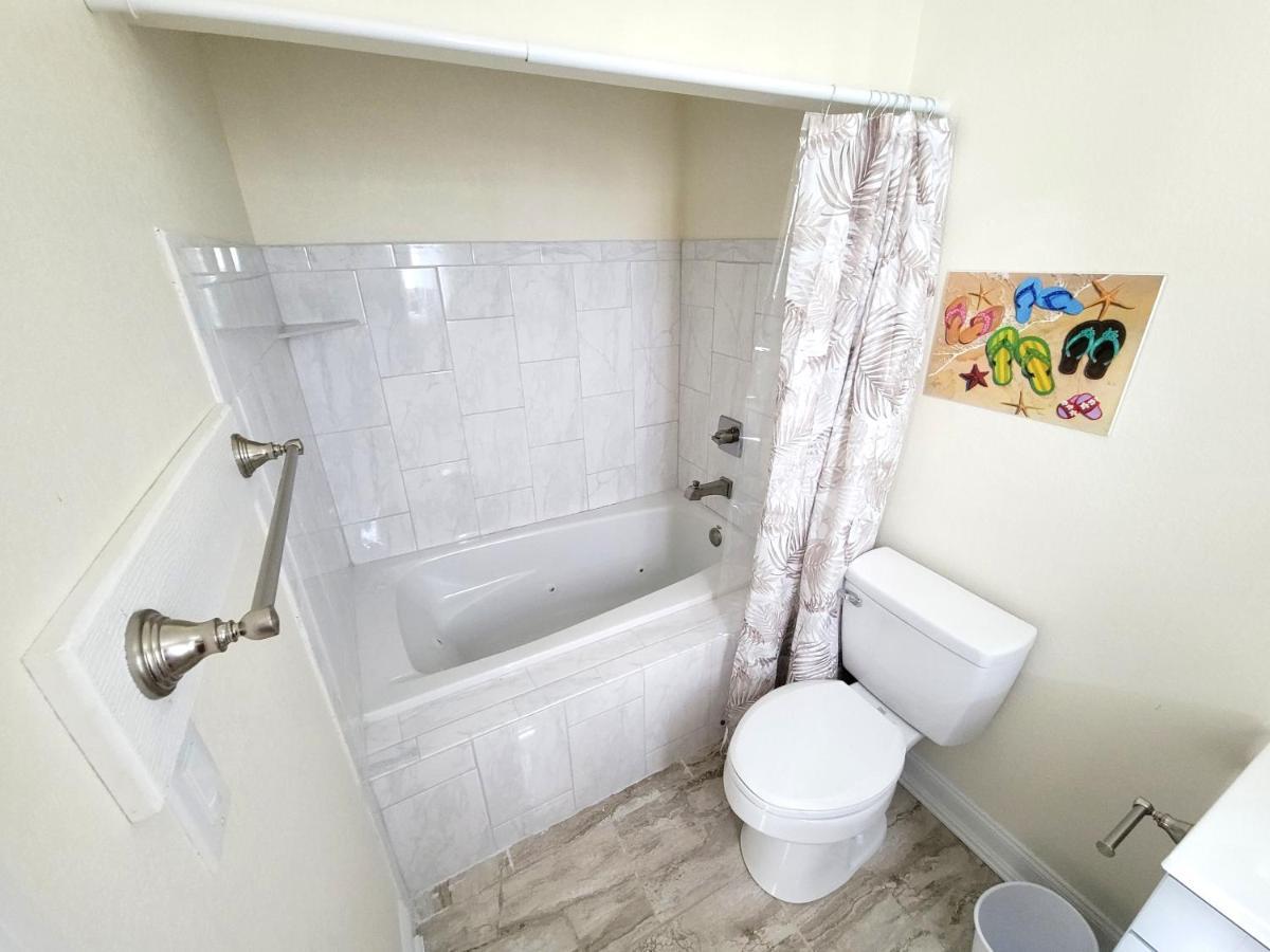 8018 Beach Rd, Semi-Oceanfront, Pool/Hot Tub Nags Head Exterior foto